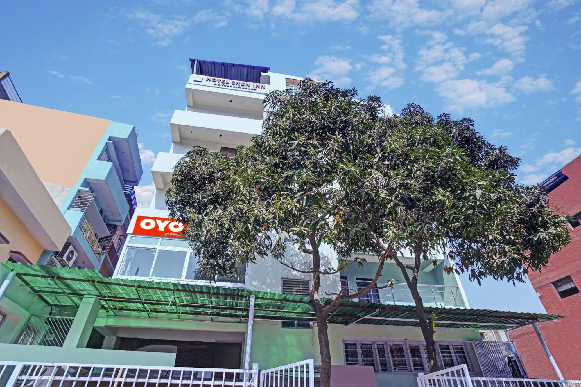Flagship Hotel Sneh Inn Rms Colony 巴特那 外观 照片